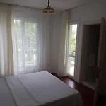 Hotel Akmonya