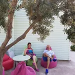 Akmonya Hotel *
