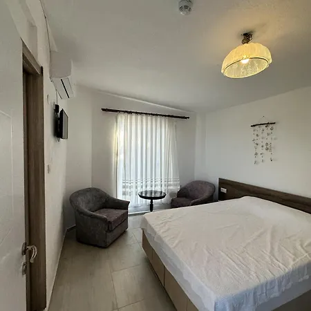 Akmonya Eriklice (Tekirdag)