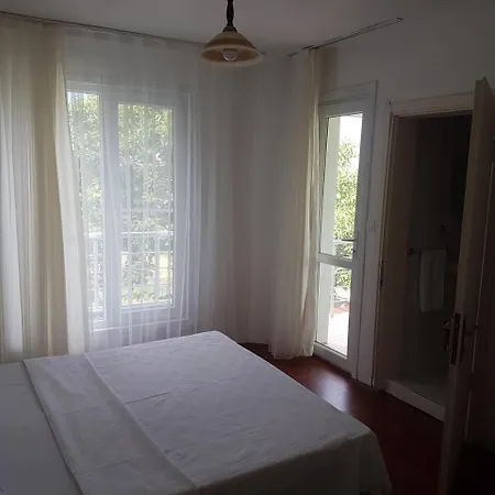Hotel Akmonya